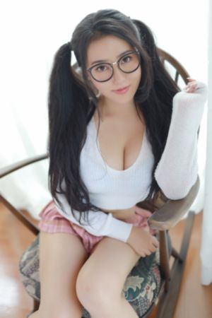 女大学生沙龙2