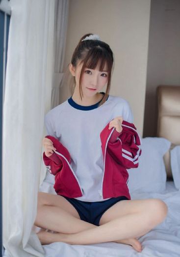 新人导游里奈